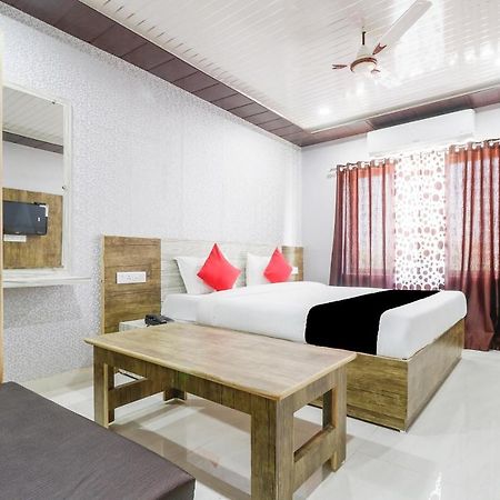 Capital O 63158 Hotel Om Sai Ram Chhatarpur Dış mekan fotoğraf