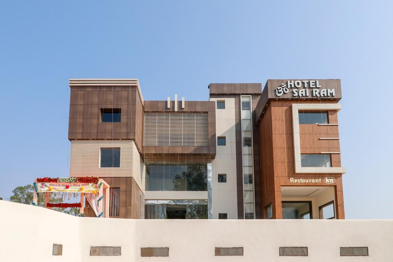 Capital O 63158 Hotel Om Sai Ram Chhatarpur Dış mekan fotoğraf