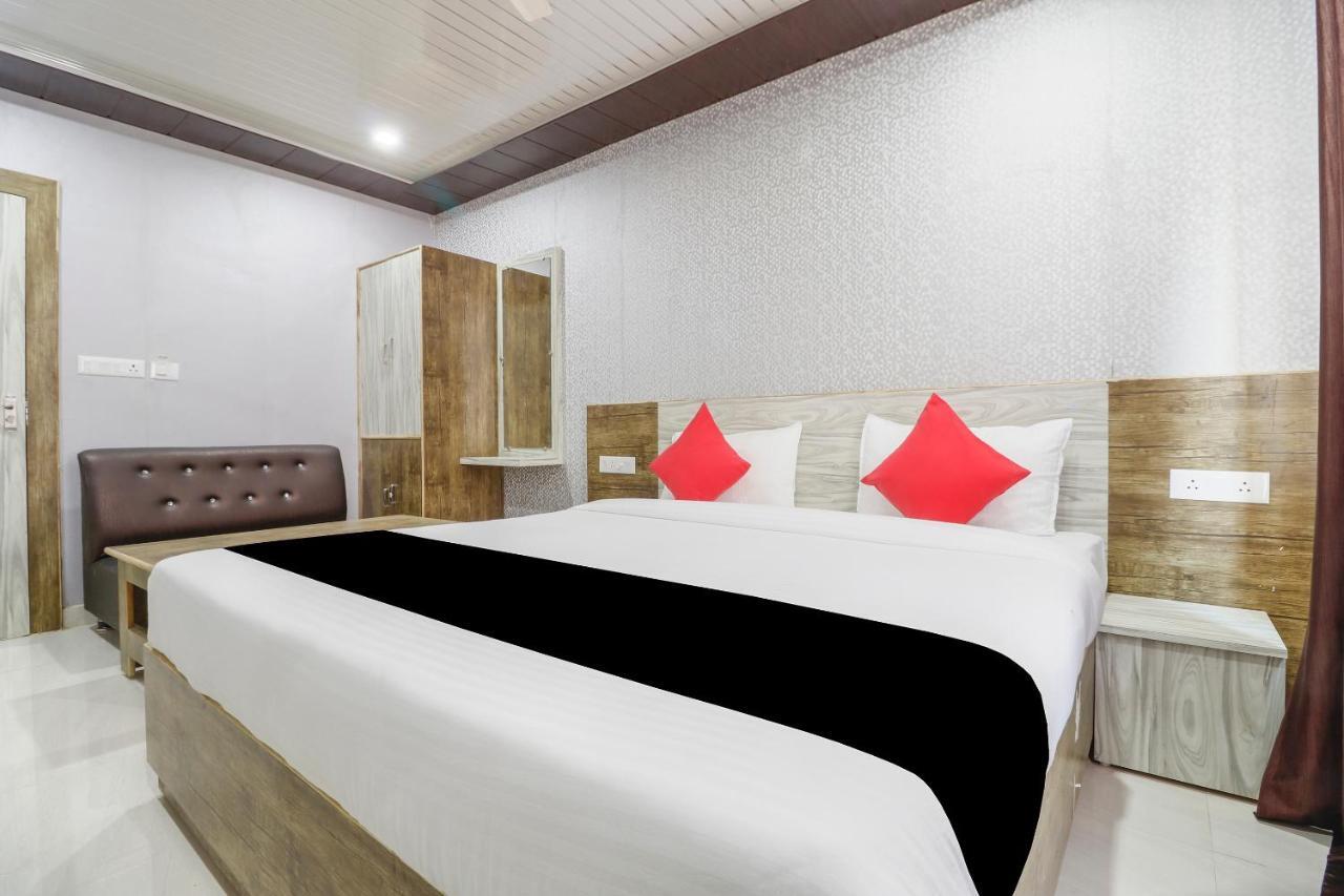 Capital O 63158 Hotel Om Sai Ram Chhatarpur Dış mekan fotoğraf