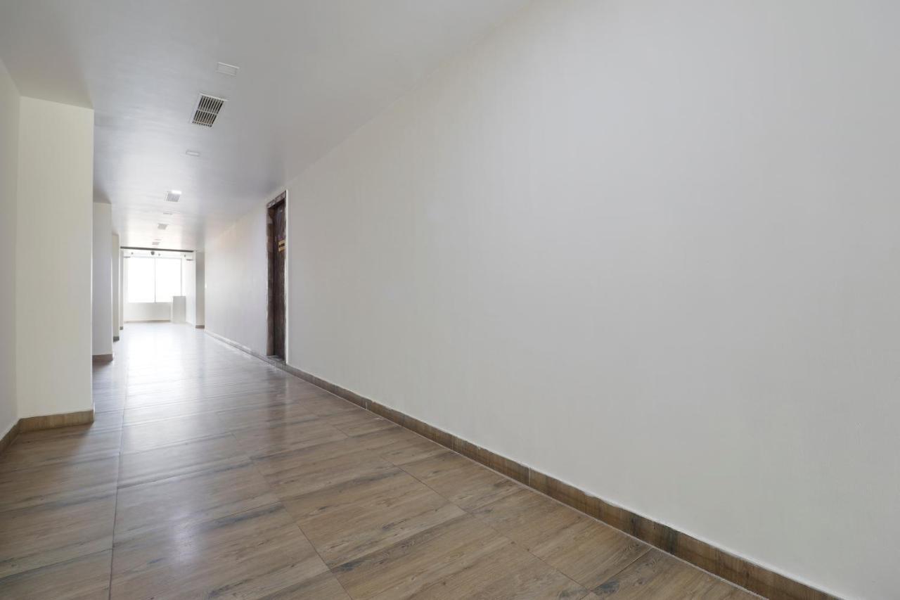 Capital O 63158 Hotel Om Sai Ram Chhatarpur Dış mekan fotoğraf